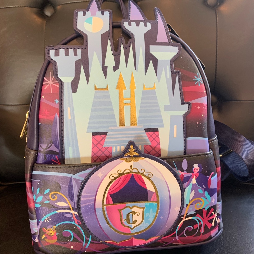 BNWT Cinderella castle loungefly mini backpack